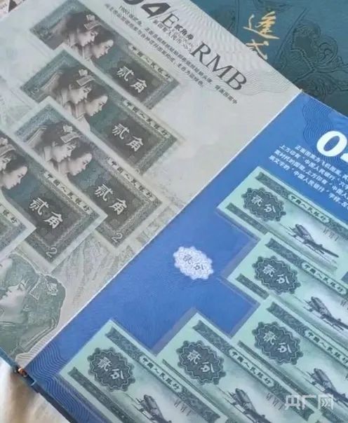 “假古董能升值到两百万”?起底直播间忽悠老人的三大套路 “假古董能升值到两百万”?起底直播间忽悠老人的三大套路