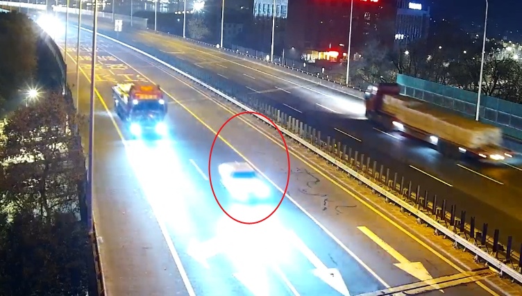 杭州深夜突发！男子紧急求救！“吓得我手都麻了……”