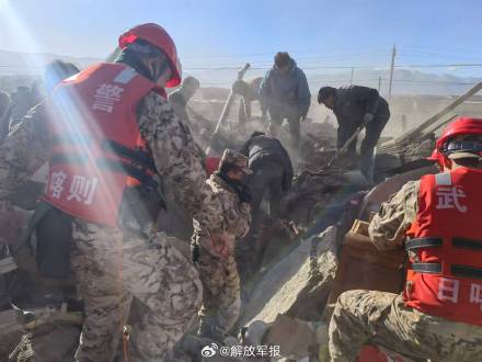 西藏定日县6.8级地震，武警官兵紧急驰援！