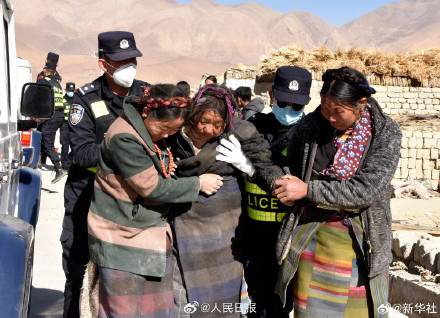 全力救援！日喀则地震救援现场图