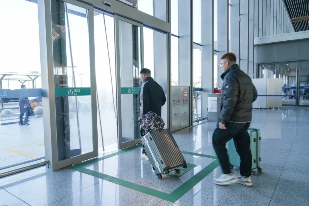 丝滑出站！北京各大火车站单向门升级