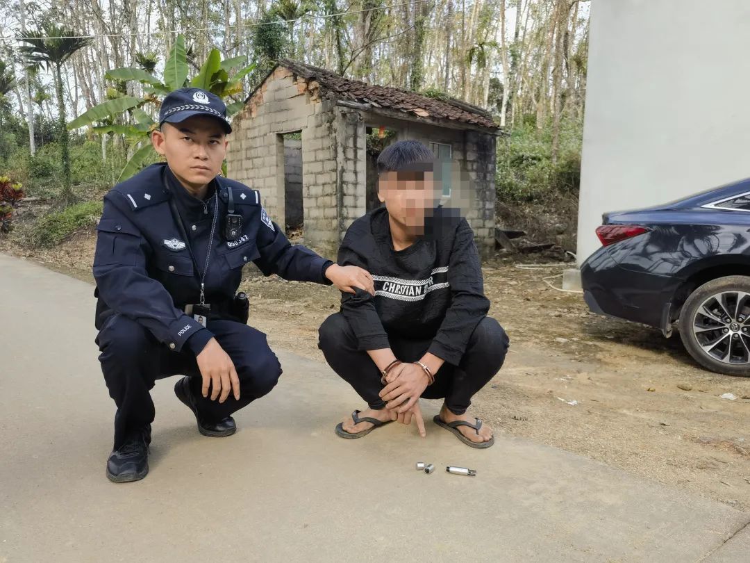 海南一地警方：林某某（男），被刑事拘留