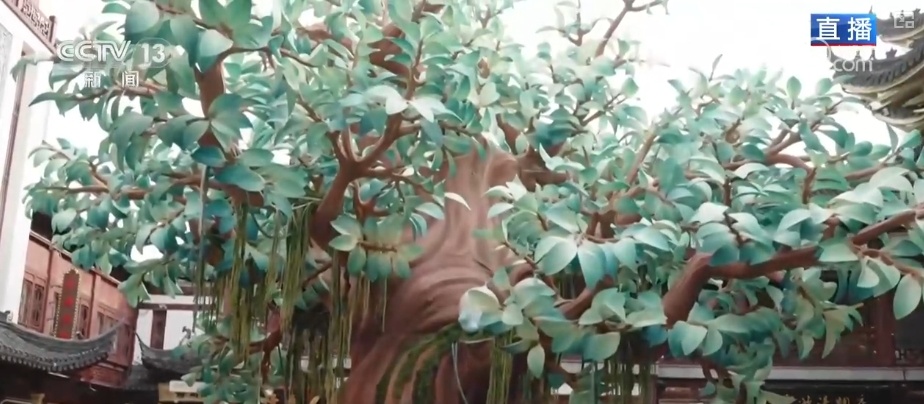 “忙年”节奏加快 赏灯游园感受越来越浓“年味”