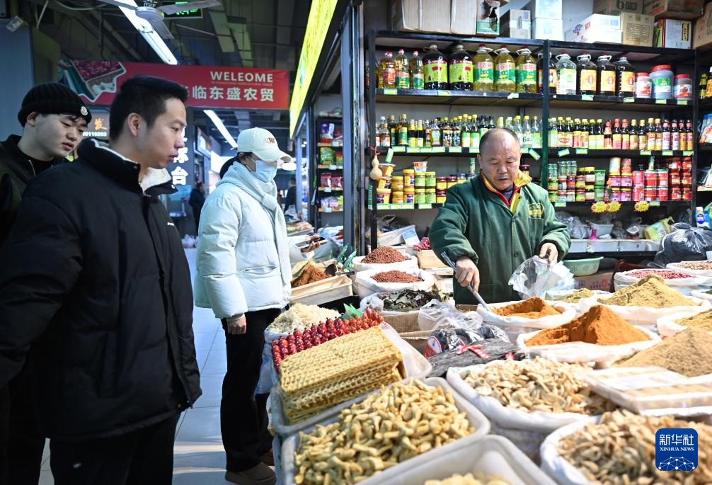 陕西延安：备足货量供应节前市场