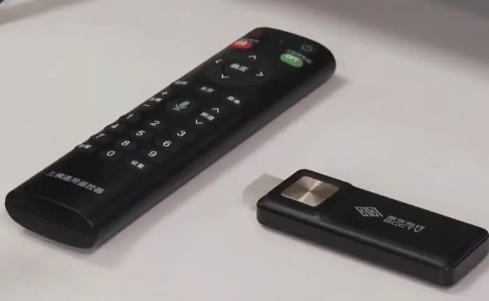 看电视操作太复杂？通用遥控器来了