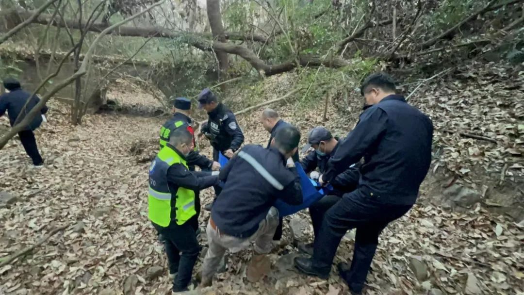 揪心50小时，找到了！