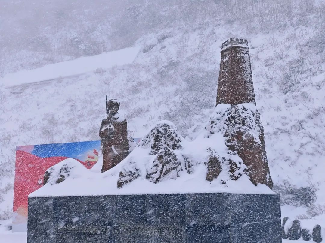 云南多地迎来2025年第一场雪！