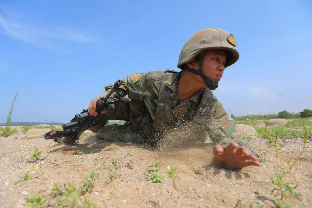 肖思远的弟弟，三等功！