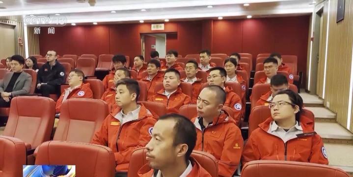 补给物资、接上队员 “雪龙2”号将开始大洋科考作业