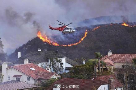 触目惊心!美国加州山火失控画面犹如世界末日 触目惊心!美国加州山火失控画面犹如世界末日