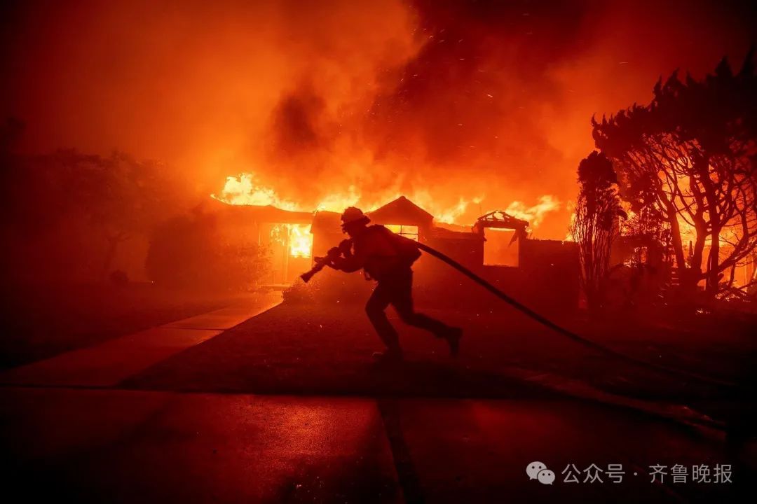 超过10万人撤离！洛杉矶遭遇史上最具破坏性火灾