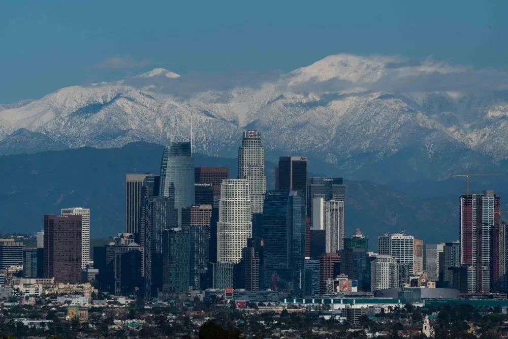 洛杉矶这场山火为何破坏程度创纪录? 洛杉矶这场山火为何破坏程度创纪录?