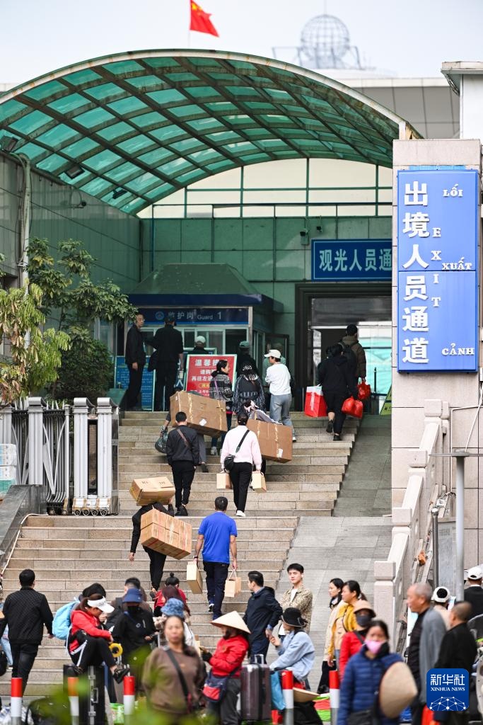 国道之行 海阔天空丨走进边境口岸城市广西东兴