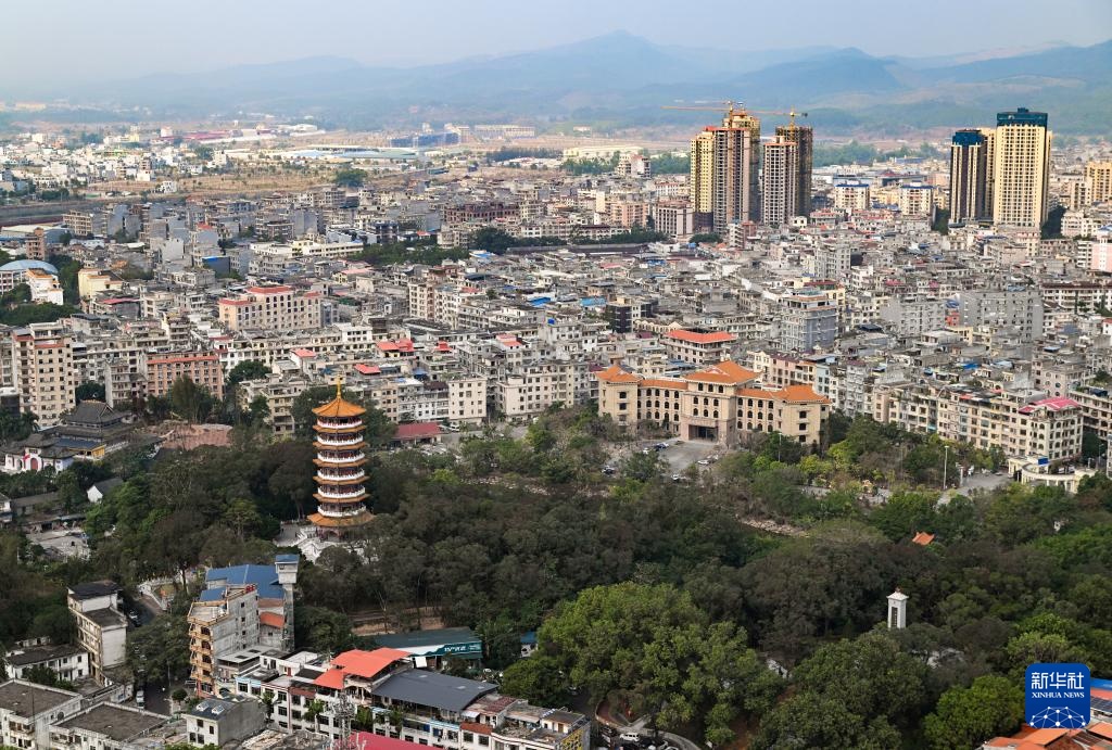 国道之行 海阔天空丨走进边境口岸城市广西东兴