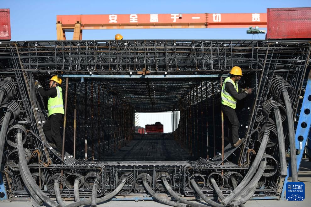 合肥：冬季施工“不打烊” 重点工程建设忙