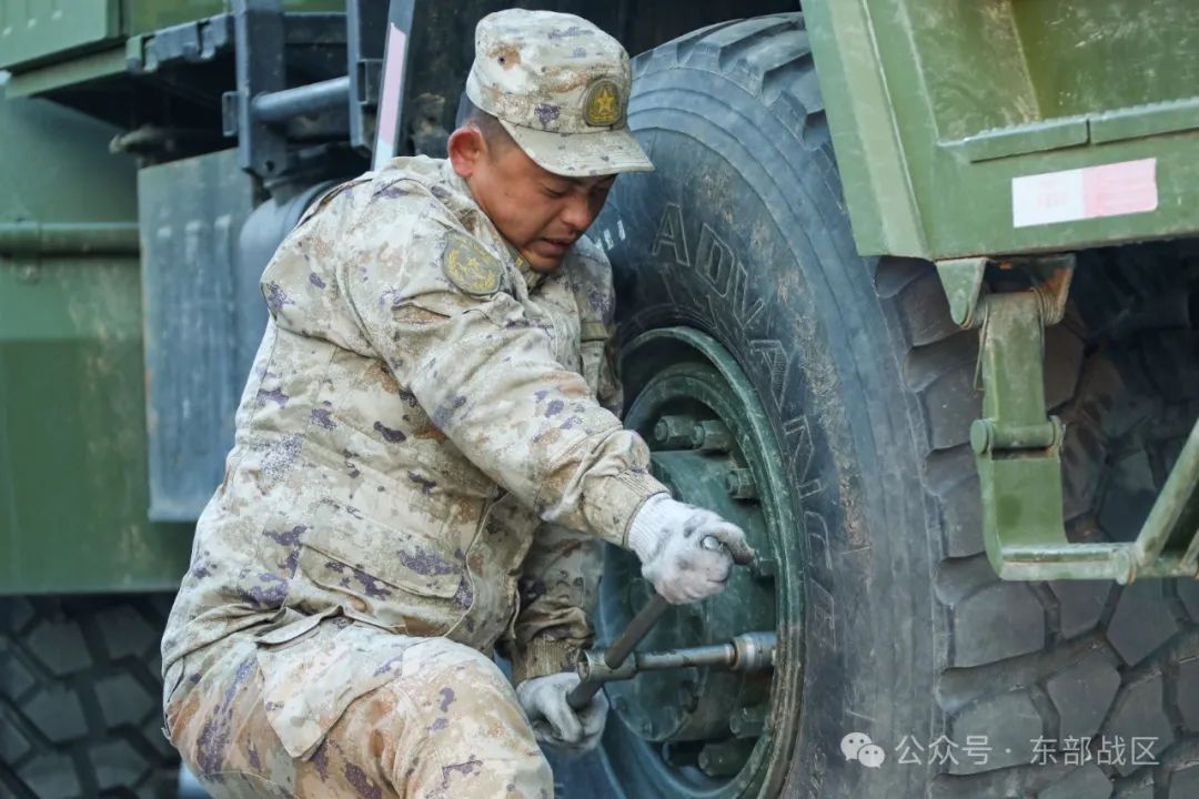三级军士长,再获殊荣! 三级军士长,再获殊荣!