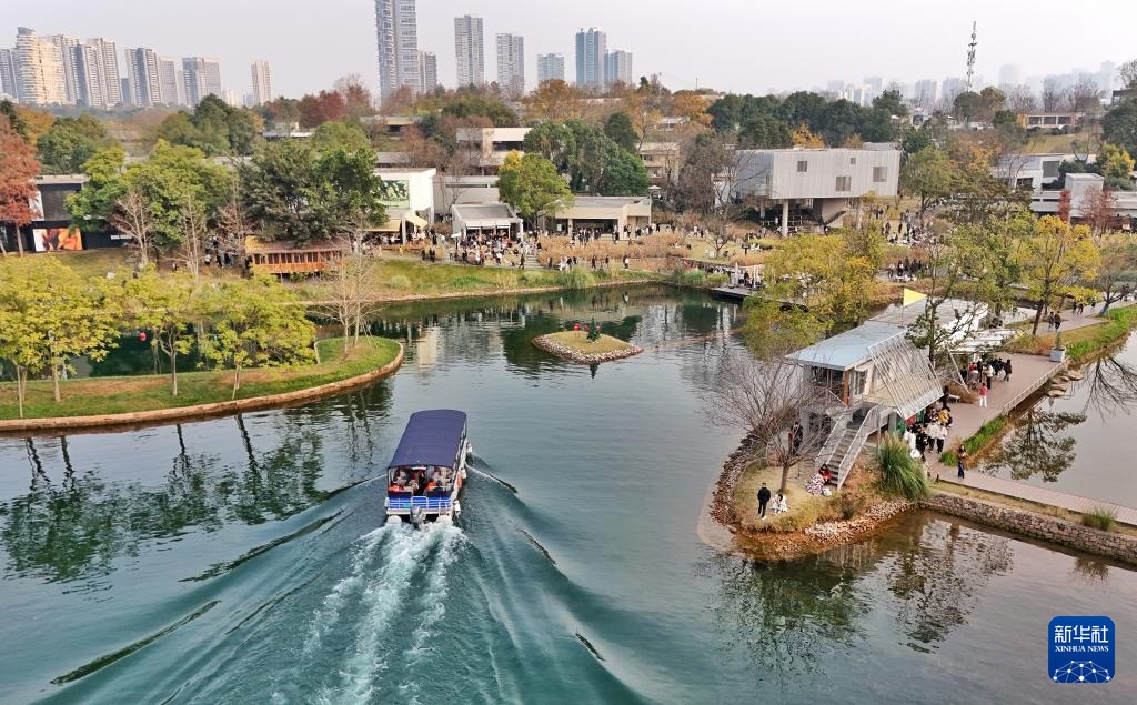 成都：加速创新升级消费新场景