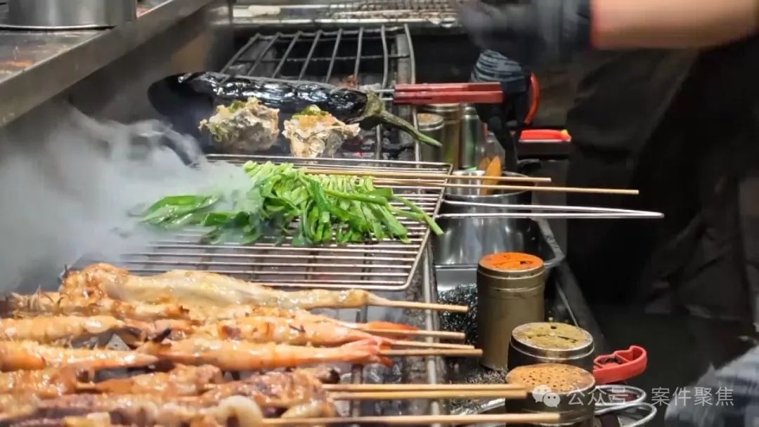 两车轻微碰撞，奔驰车主赔了13万？一句八卦竟牵出刑案