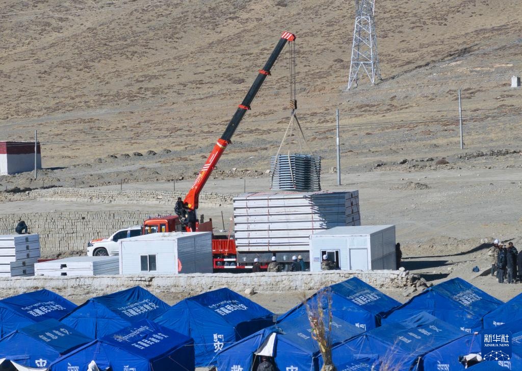 定日县6.8级地震丨萨迦县地震灾区建设首批板房