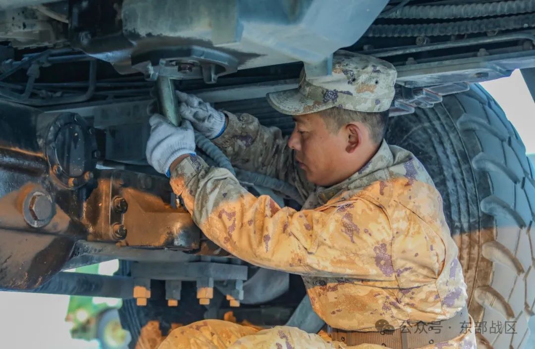 三级军士长,再获殊荣! 三级军士长,再获殊荣!