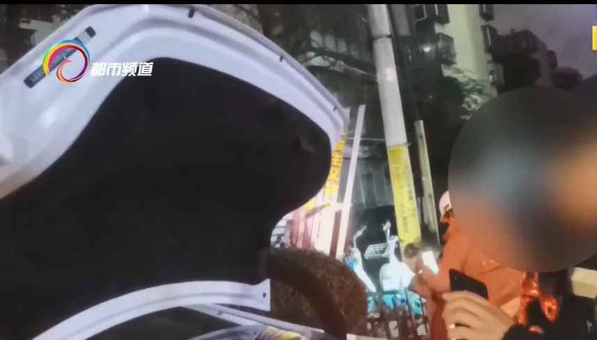 “4小时内把箱子从大理送到昆明!”这个网约车订单竟牵出42000元诈骗案 “4小时内把箱子从大理送到昆明!”这个网约车订单竟牵出42000元诈骗案