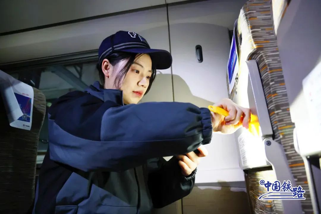 铁路春运将启，看“陆地航母”震撼集结