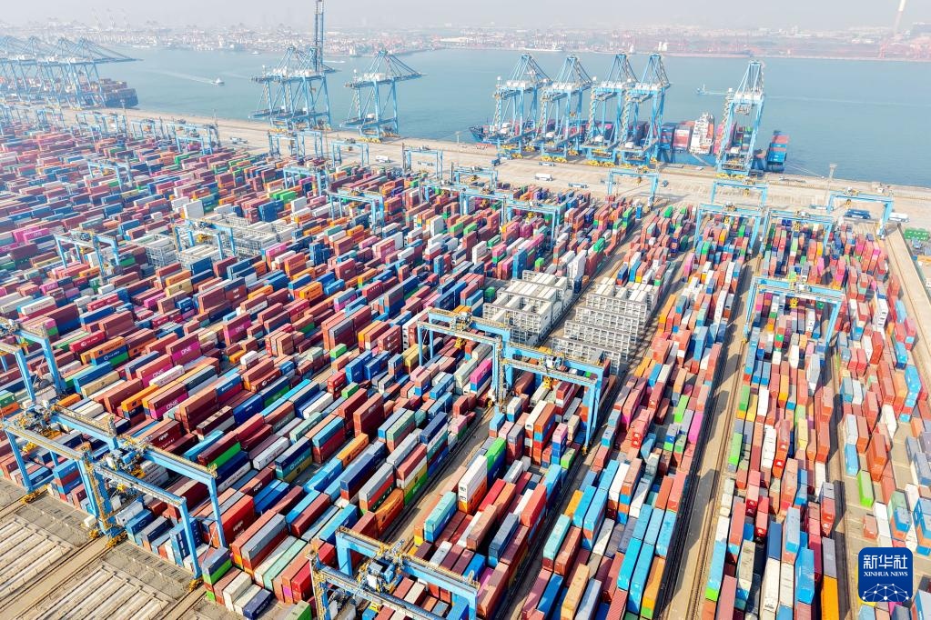 突破43万亿元!2024年我国外贸规模再创新高 突破43万亿元!2024年我国外贸规模再创新高