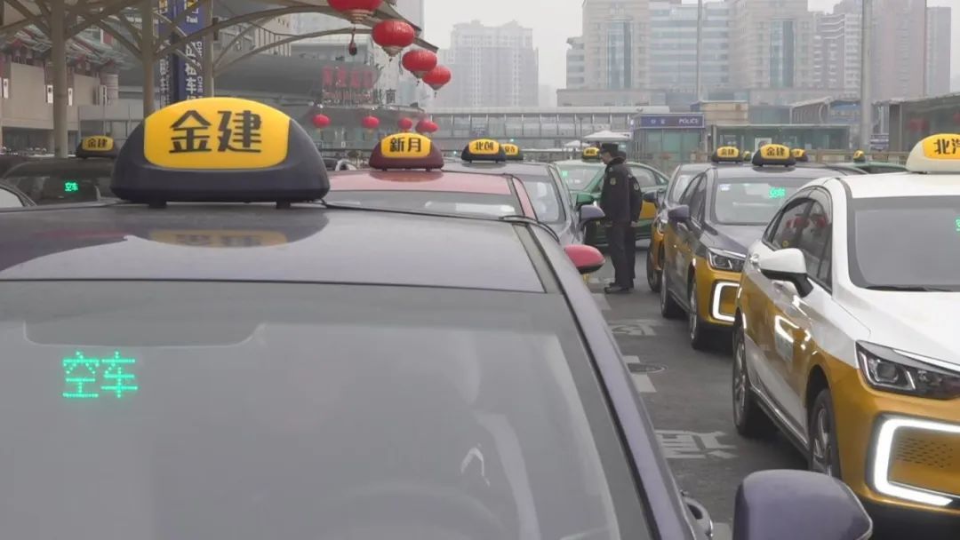 1.16亿人次!2025年春运出行规模创新高 1.16亿人次!2025年春运出行规模创新高