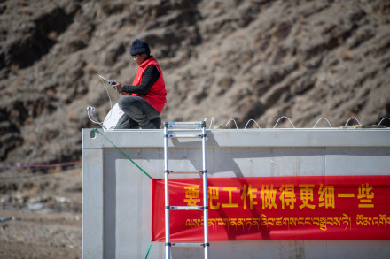 震区安置点的暖意瞬间 震区安置点的暖意瞬间