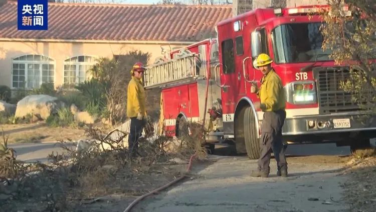 缺钱、缺水、缺设备！洛杉矶山火死字东说念主数升至24东说念主，更多细节被败露