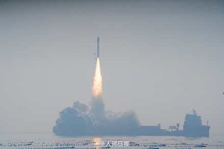 海上发射！我国成功发射微厘空间01组卫星