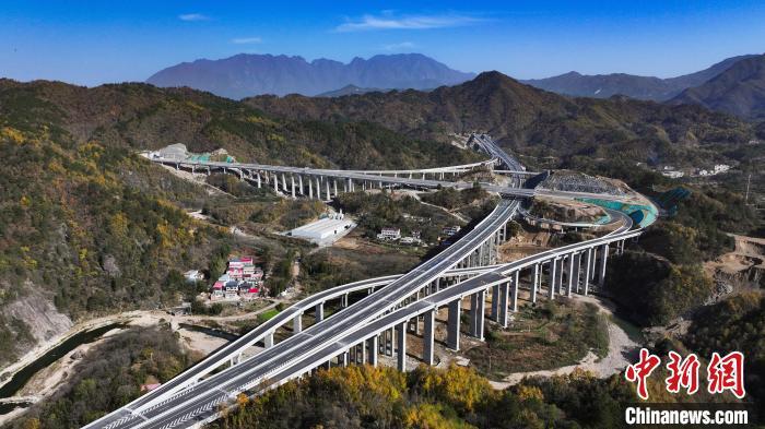 河南高速公路通车总里程近9000公里