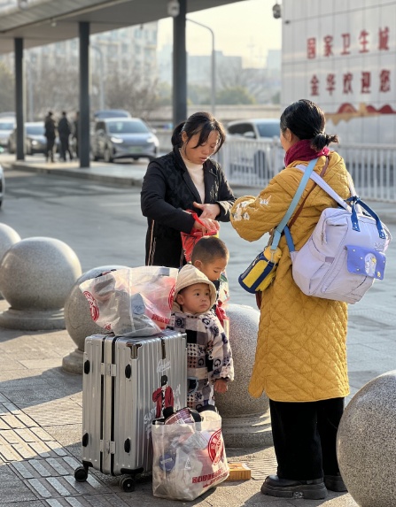 春运第一天，你在回家路上吗？带你看看温暖回家路