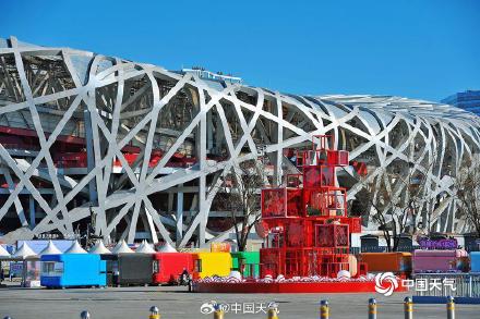 北京街头张灯结彩