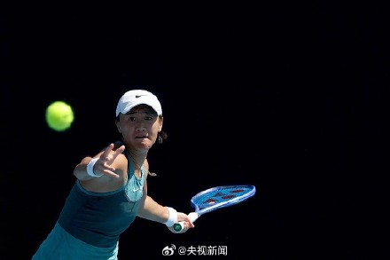 中国姑娘王曦雨澳网开门红