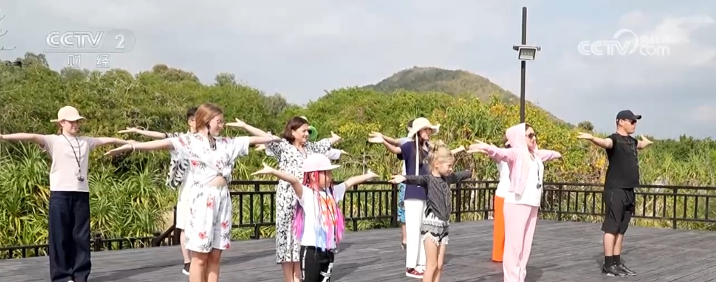 众多旅游城市“圈粉”外国游客 独特城市魅力成为文旅“金名片” 众多旅游城市“圈粉”外国游客 独特城市魅力成为文旅“金名片”