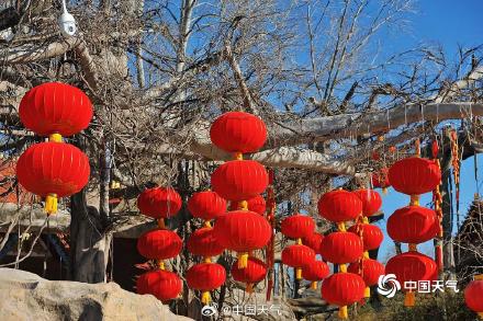 北京街头张灯结彩