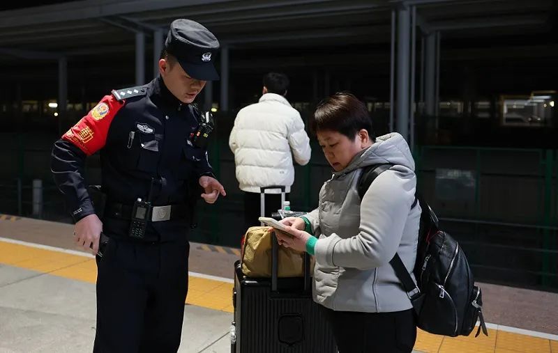 春运第一天，你在回家路上吗？带你看看温暖回家路