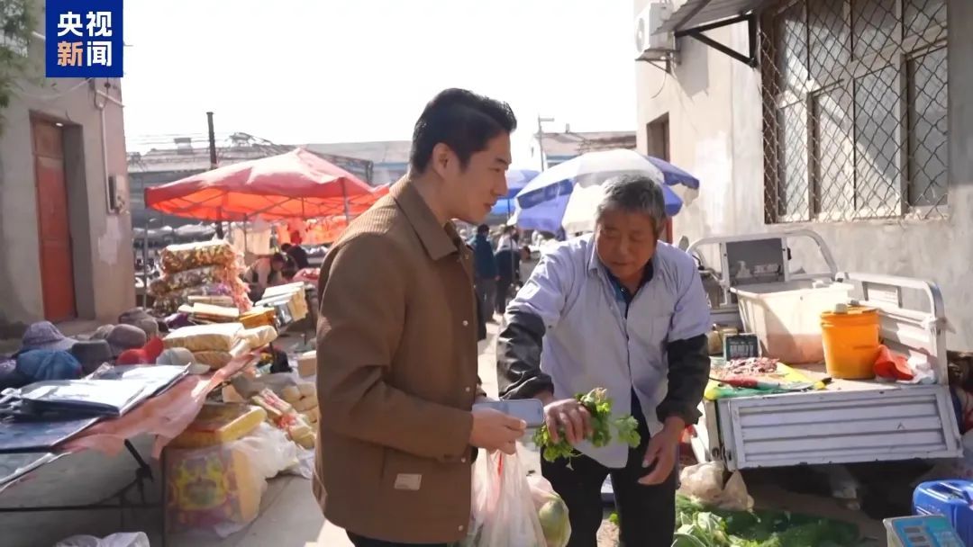 不卖烧鸡的乡村“烧鸡店主”，受邀在北大讲“生意经”