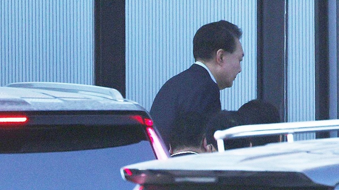 未来48小时是关键!尹锡悦被捕,然后呢? 未来48小时是关键!尹锡悦被捕,然后呢?