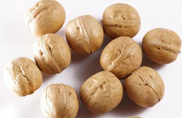 转发提醒！快过年了，这些干果不能买