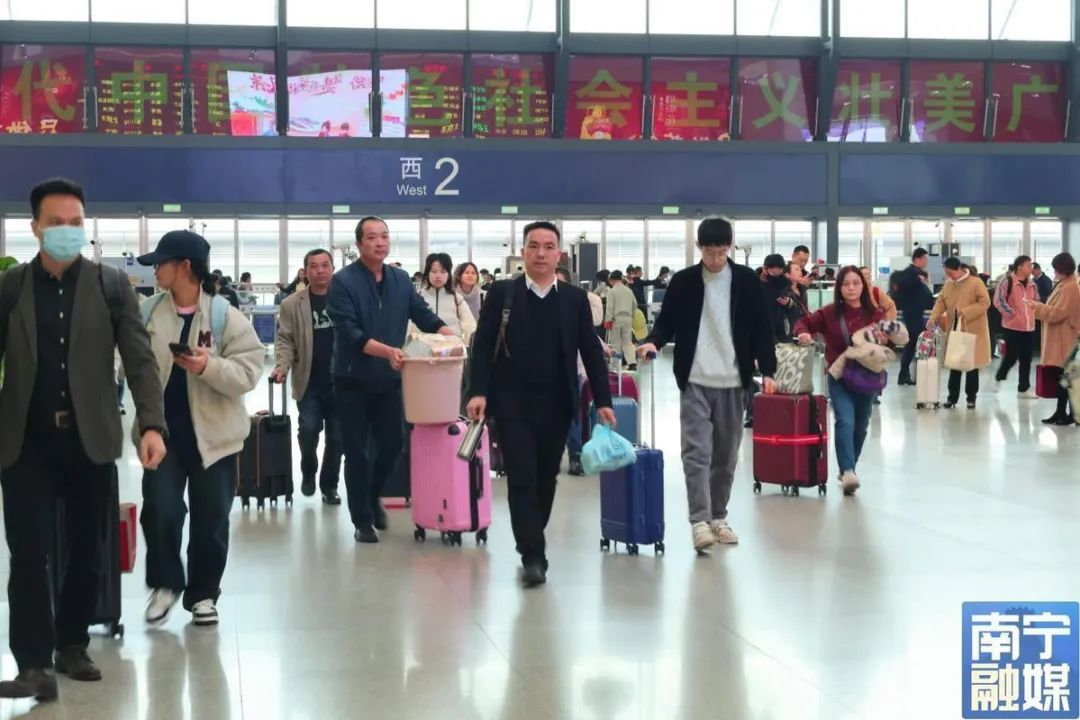 春运已经启动！国铁南宁局预计发送旅客1700万人次