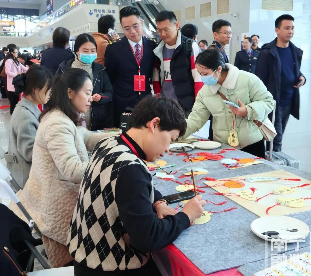春运已经启动！国铁南宁局预计发送旅客1700万人次