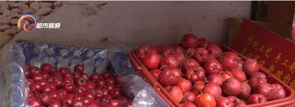 小心这种新上市的水果!吃多会恶心、胃胀、胃痛,严重可能要去洗胃...... 小心这种新上市的水果!吃多会恶心、胃胀、胃痛,严重可能要去洗胃......