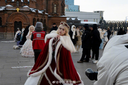 旅拍火热！尔滨三步一公主五步一女王
