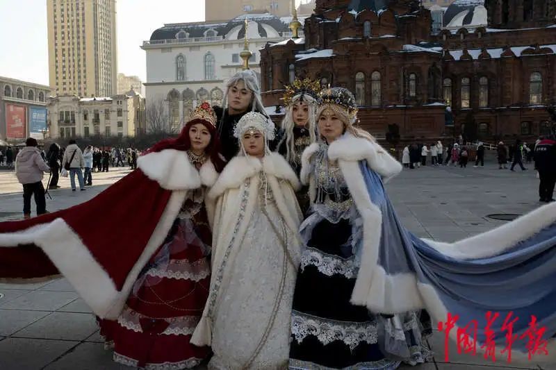 “三步一公主、五步一女王” 冰雪哈尔滨旅拍正火热
