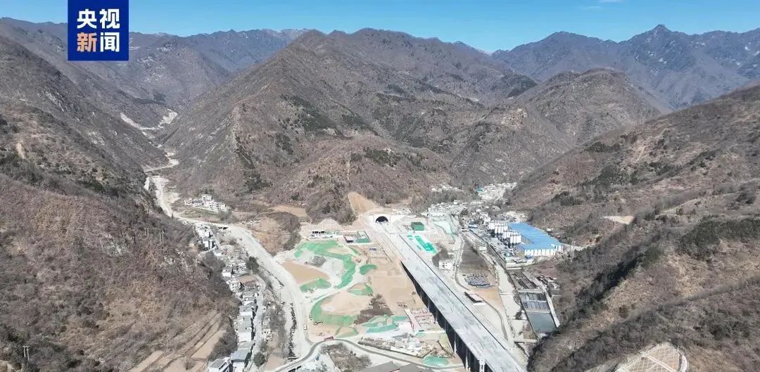 3小时缩短至1小时以内！陕西这条高铁最长隧道贯通