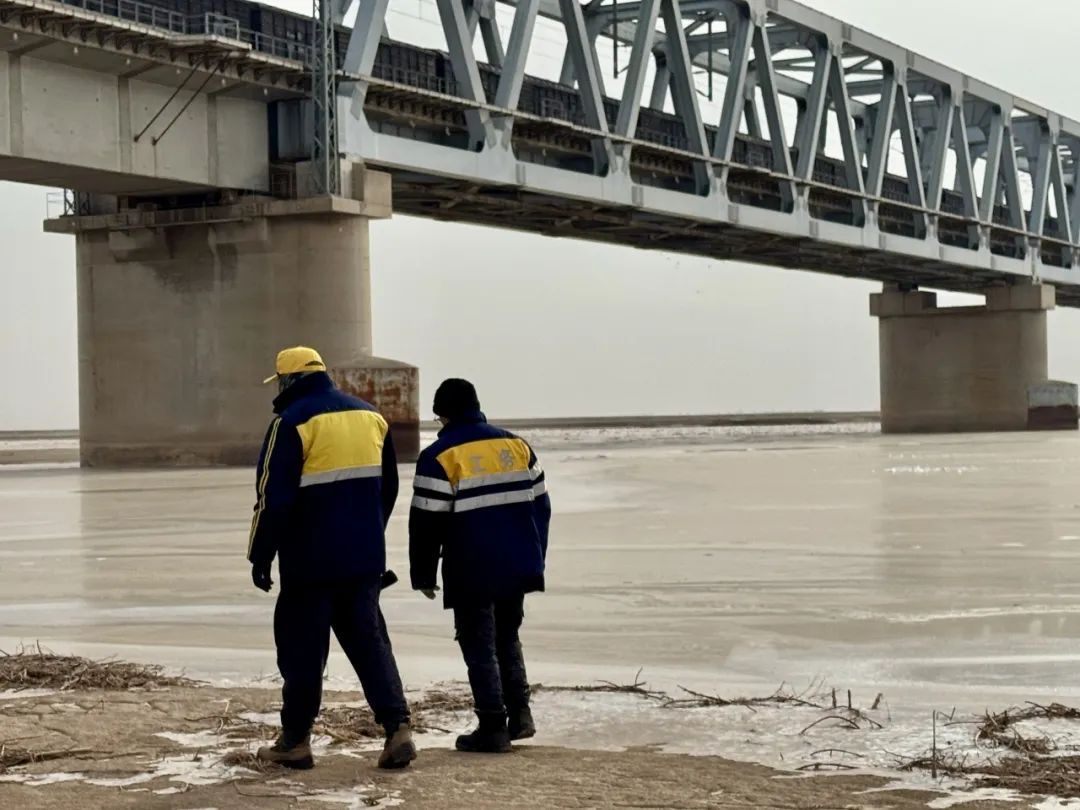 “第一次上桥时还腿抖”的他，迎来第35个春运