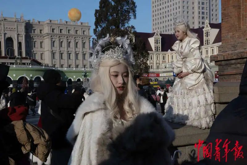 “三步一公主、五步一女王” 冰雪哈尔滨旅拍正火热