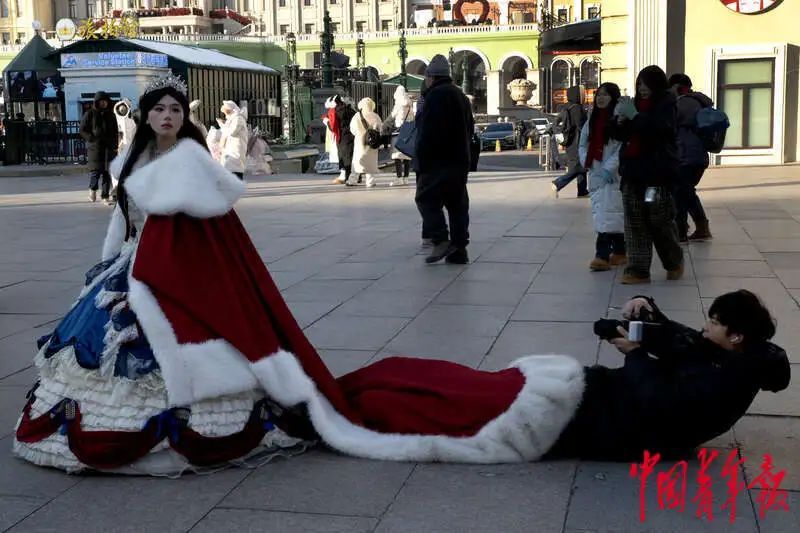 “三步一公主、五步一女王” 冰雪哈尔滨旅拍正火热